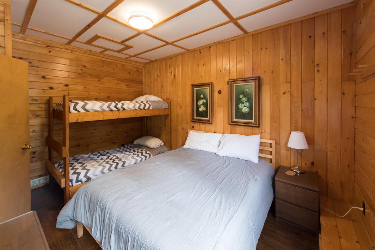 马达沃斯卡山林小屋乡村民宿 Madawaska 外观 照片