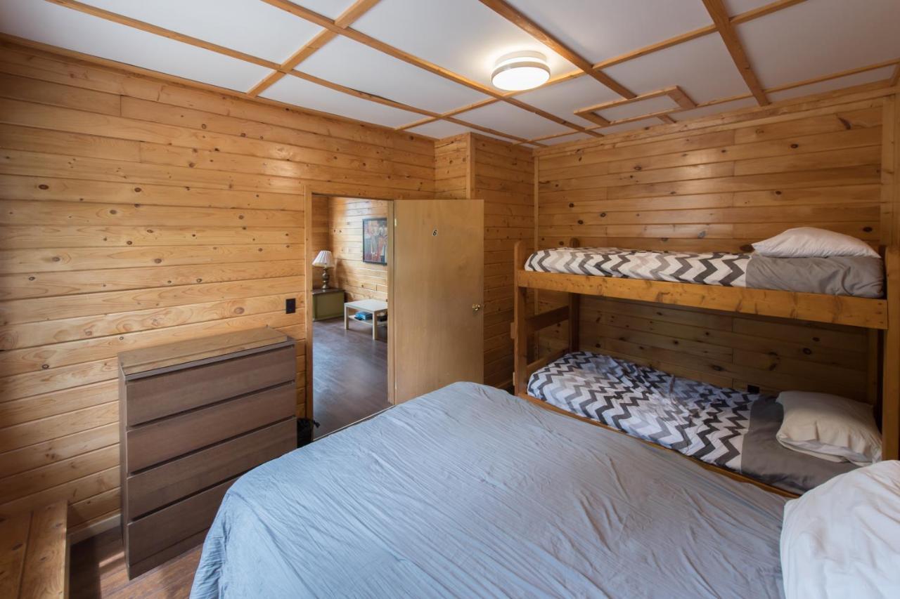 马达沃斯卡山林小屋乡村民宿 Madawaska 外观 照片